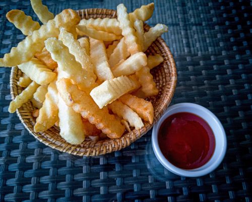 Sencillos pero valiosos trucos para aprender a preparar crocantes papas fritas