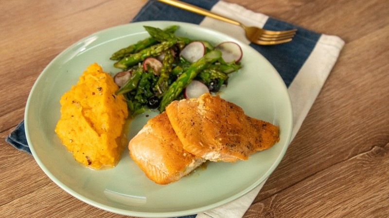 Cómo preparar un delicioso salmón a la naranja